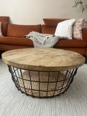 Mangohouten salontafel