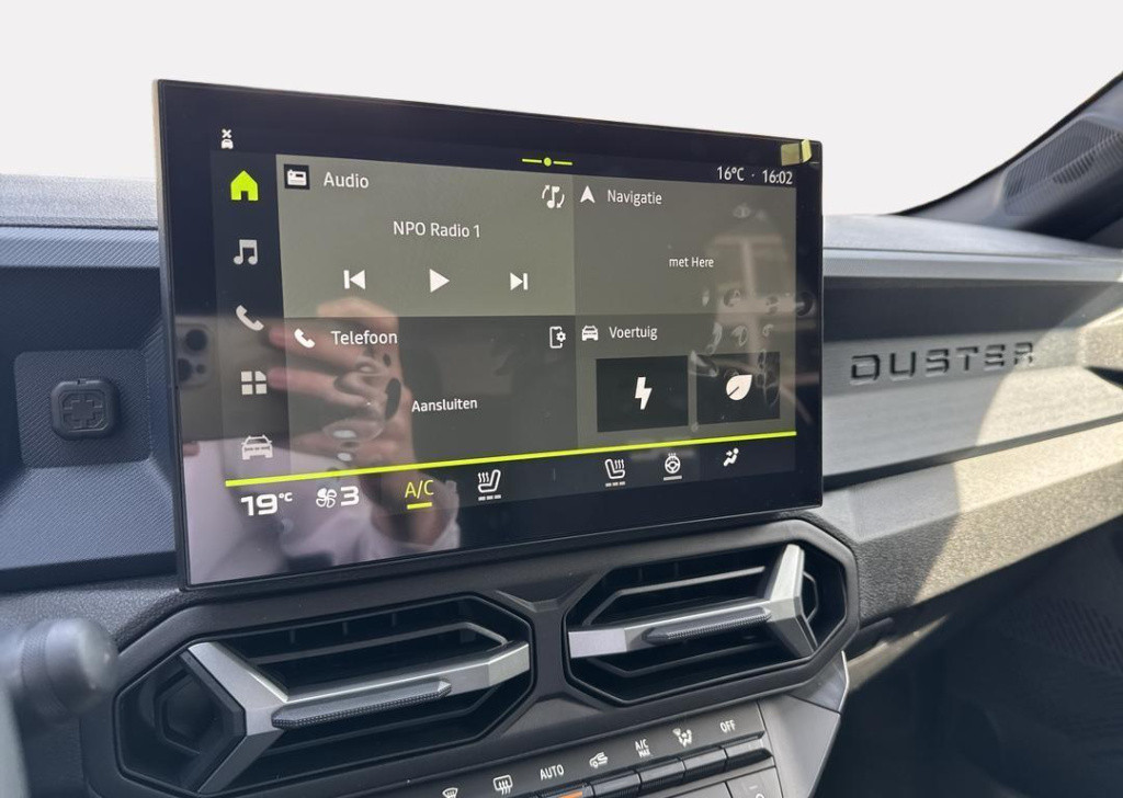 Dacia Duster 1.6 hybrid 140 journey - demo / pack verwarming