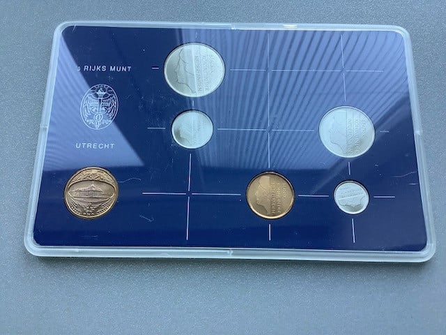 Nederland, FDC jaarsets 1982 t/m 1986.