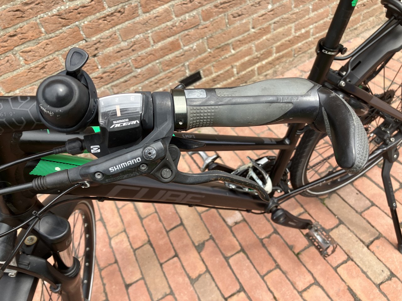 2x Cube Nature hybride fietsen (heren + dames) – Goed onderhouden
