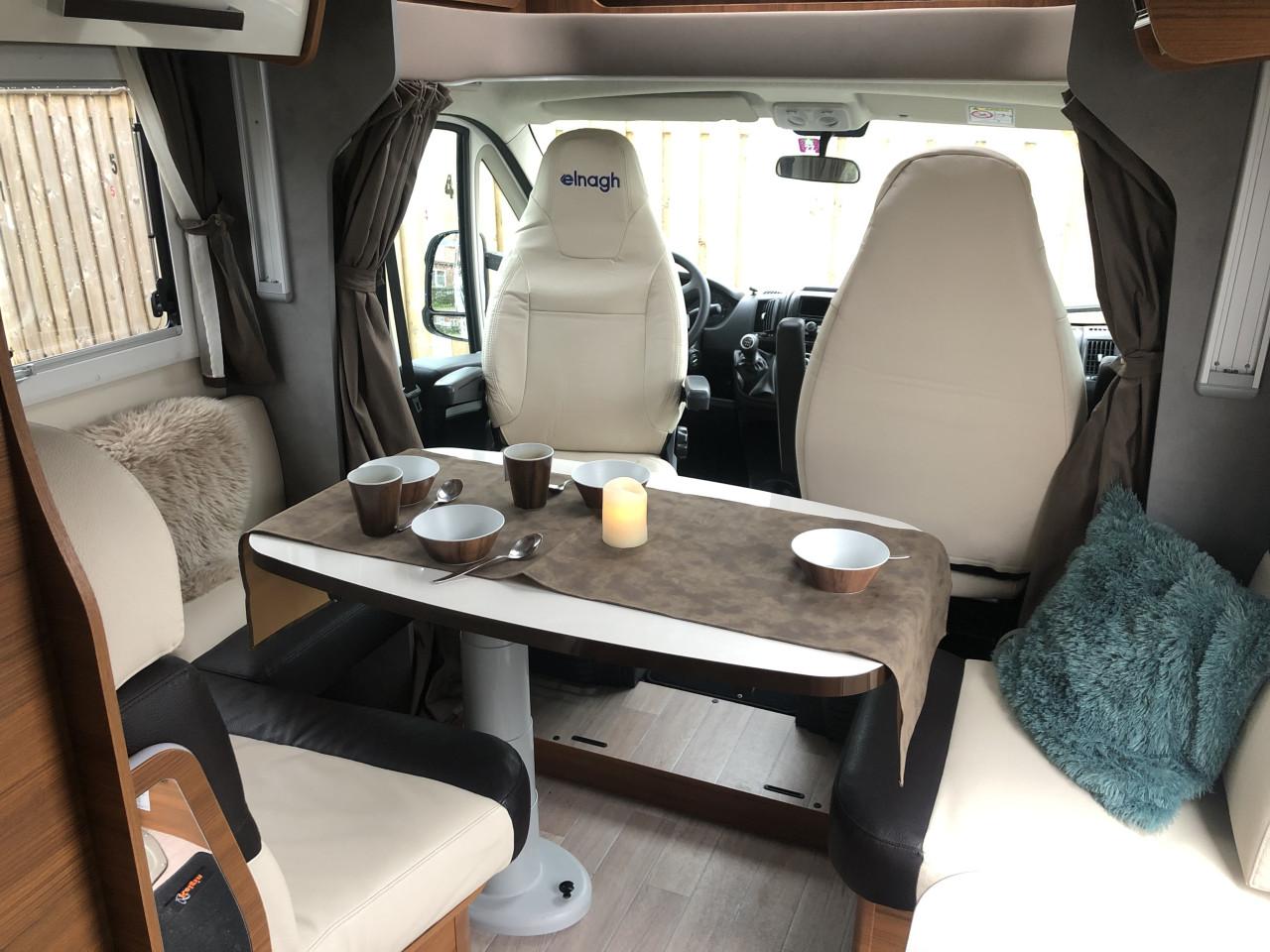 Camper 6,99m te koop met lengtebedden