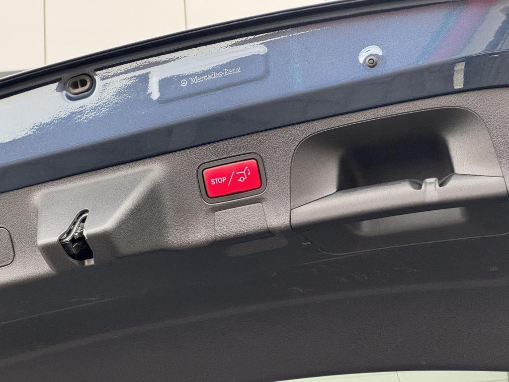 Mercedes-Benz Cla shooting brake 250 e luxury line soh 98% rijassistentiepa