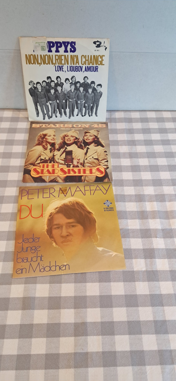 Cd's, Lp's, en (reclame) singeltjes. Deel 1