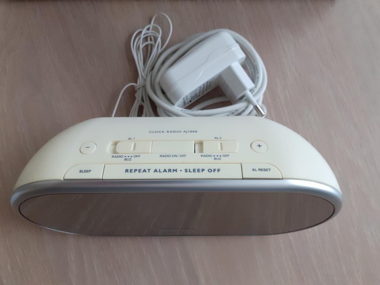 PHILIPS wekker/klokradio AJ1000