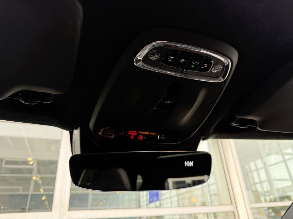 Volvo XC90 t8 405pk recharge r-design| full options!! luchtvering | b&w| 22