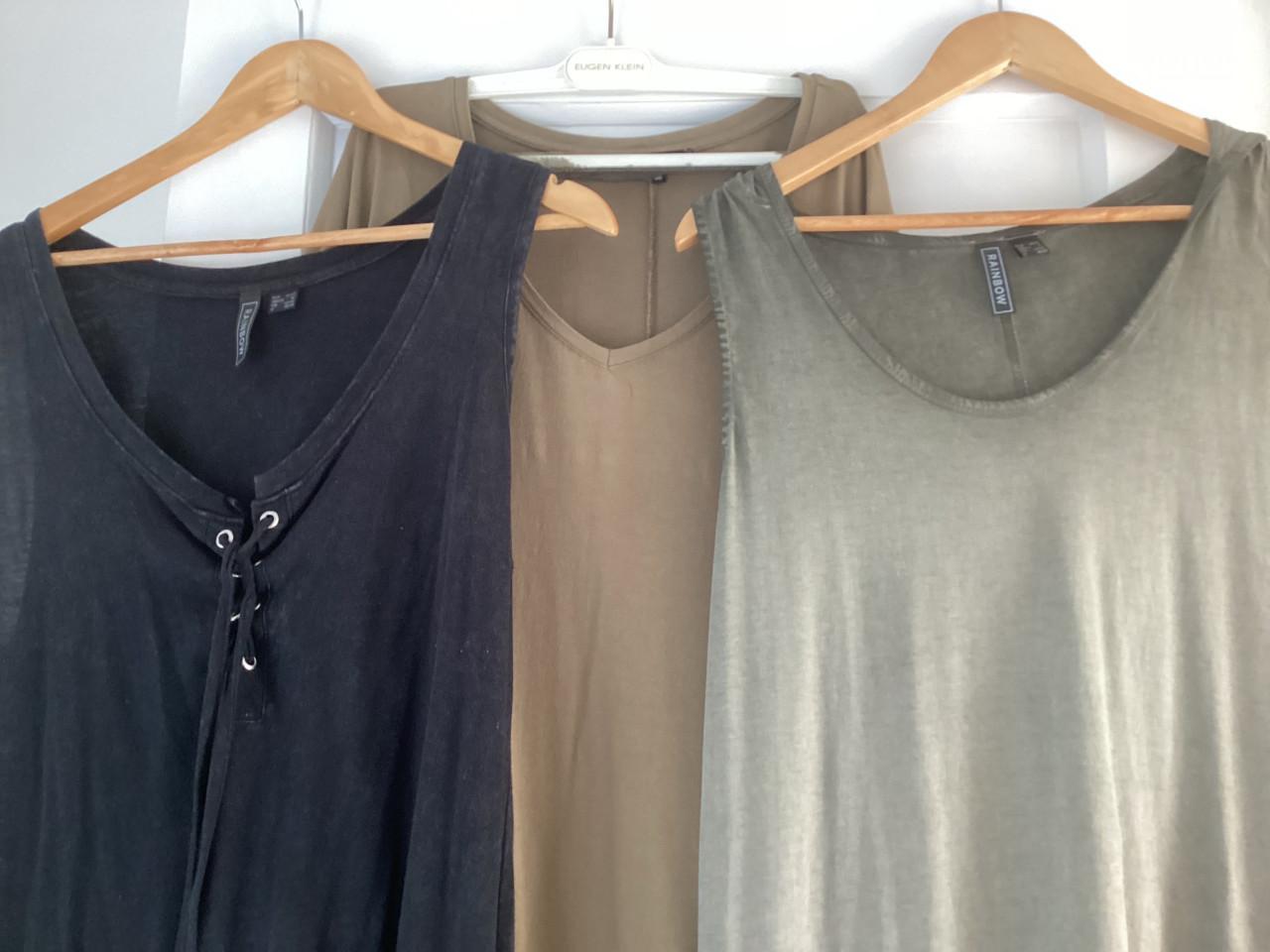 3 zomerjurken 2 nog nieuw maat M/ L/XL M kan ook voor L/XL gedragen worden