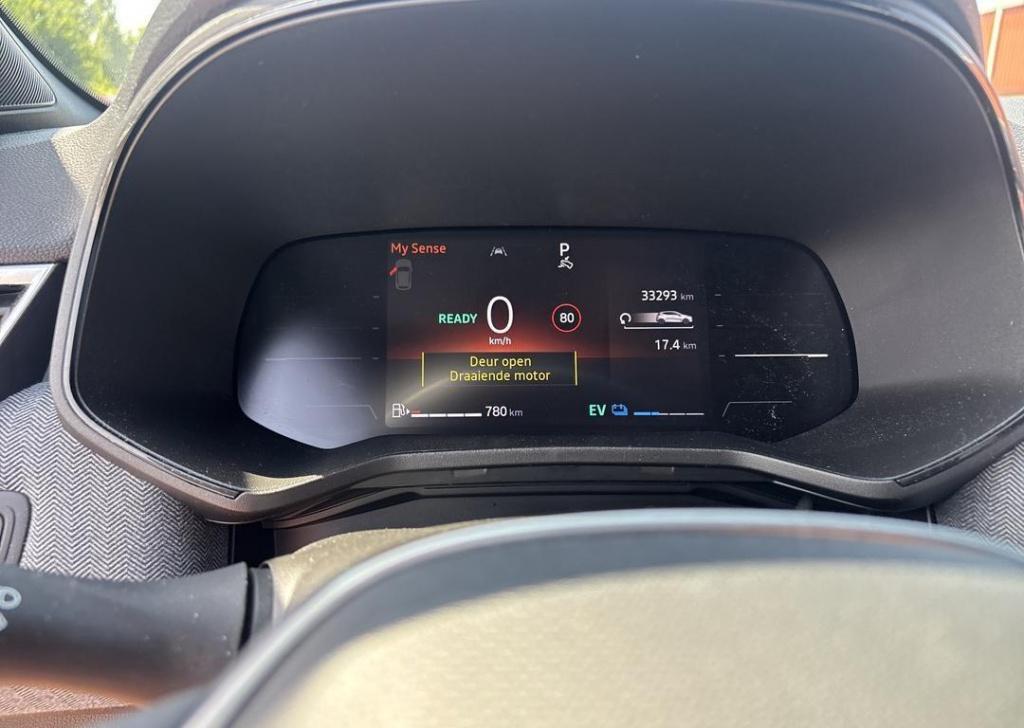 Renault Clio 1.6 e-tech full hybrid 145 techno