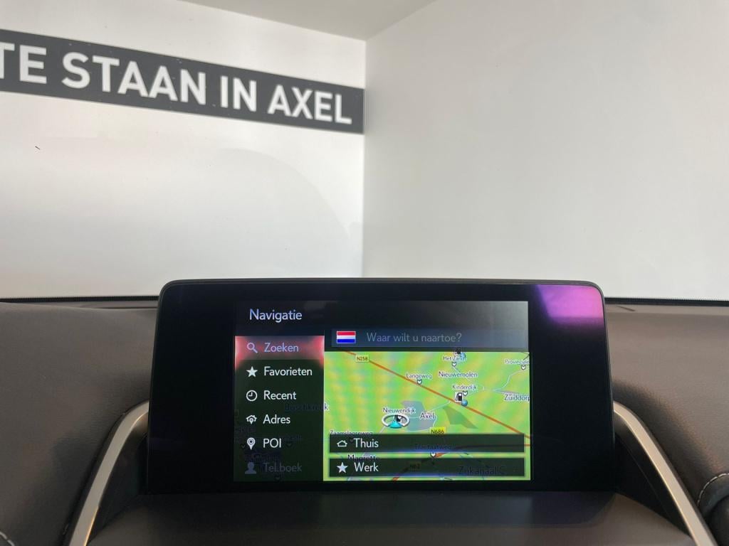 Lexus Nx 300h awd business line