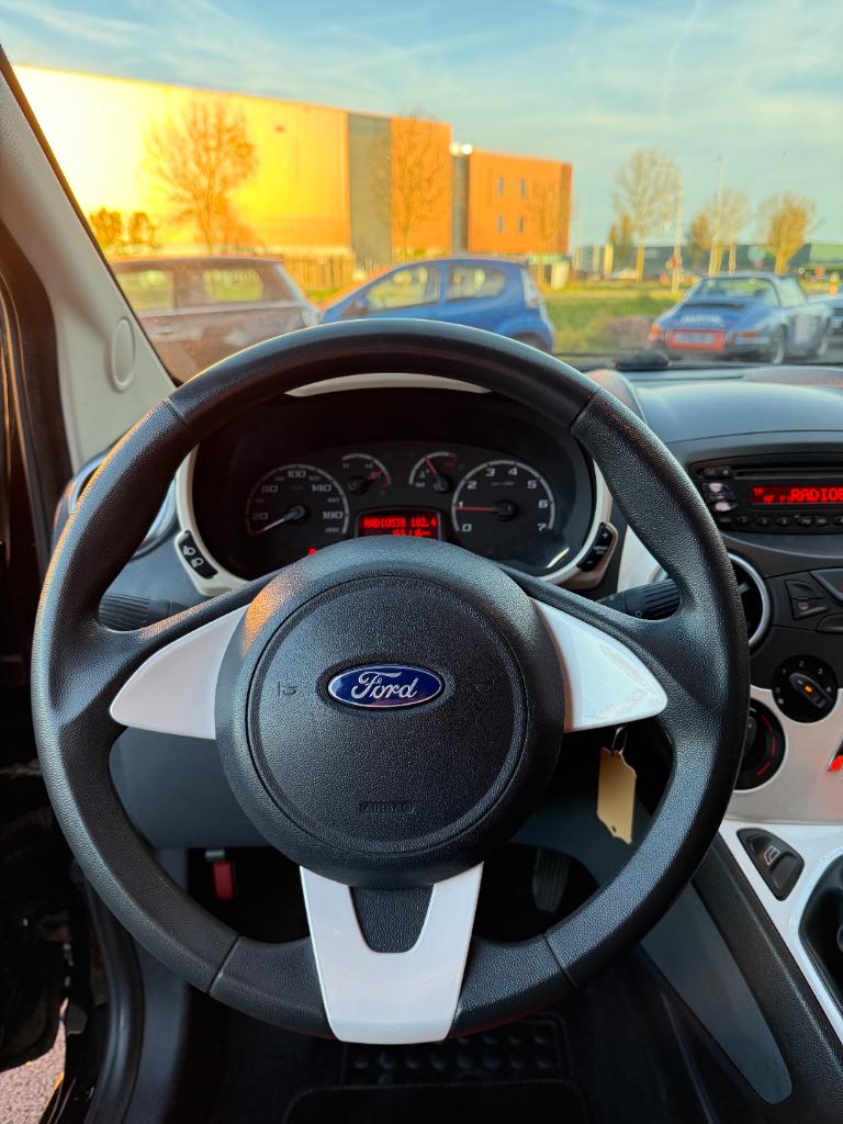 Ford KA 1.2 - titanium - airco