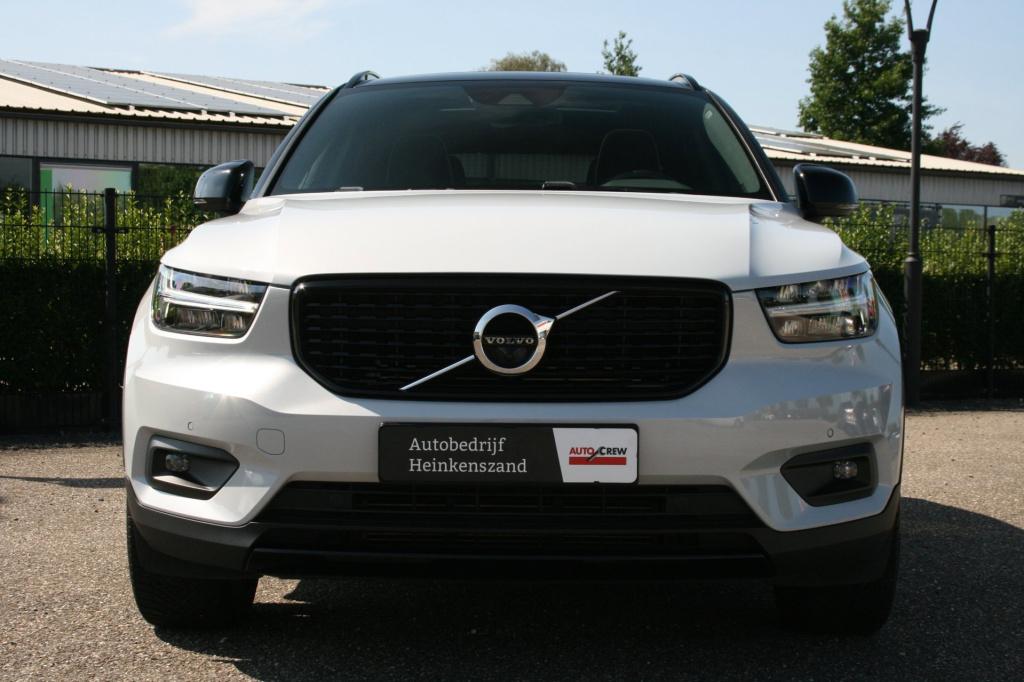 Volvo XC40 1.5 t5 recharge r-design / pano / 360camera / h&k