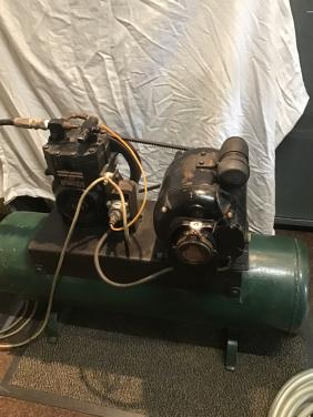 COMPRESSOR