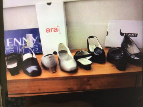 Div. Schoenen , maten  7 en 8, vanaf 4 euro per paar