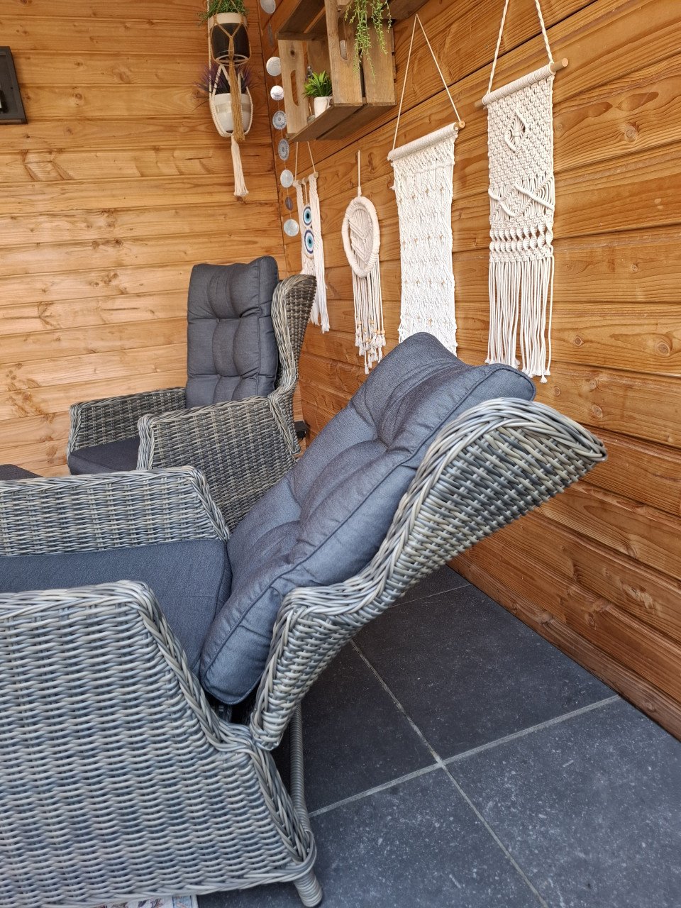 TE KOOP: mooie tuinset