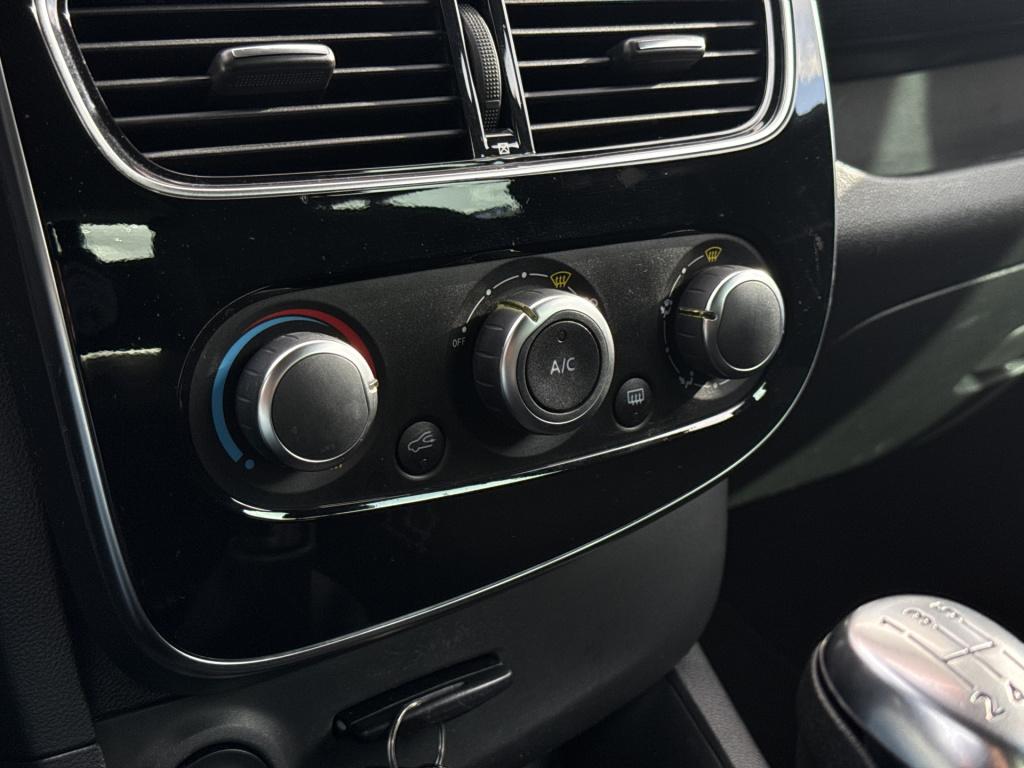 Renault Clio 1.5 dci ecoleader zen | nl-auto | trekhaak | navi | cruisec. |