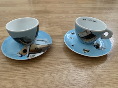 2 vintage cappucccinokopjes van Illy uit 2002 (Norma Jeane edition)