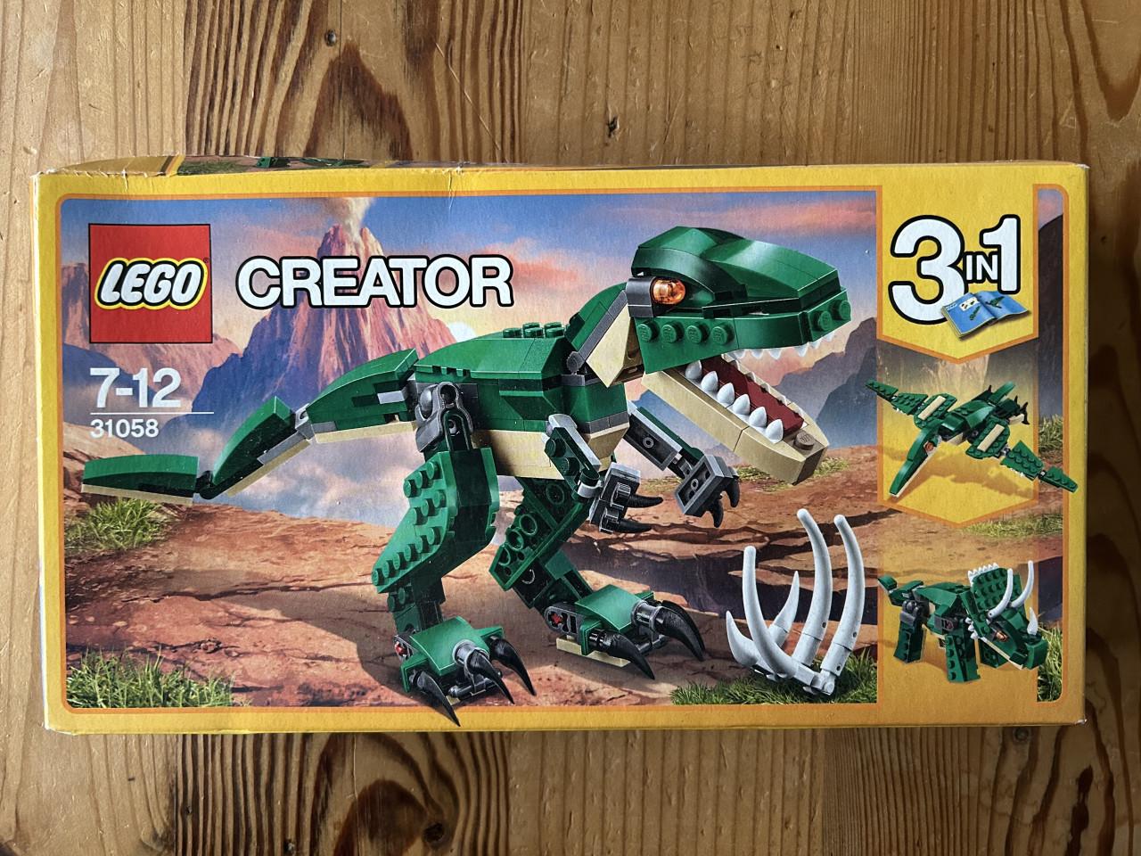 Lego Creator set 31058,
