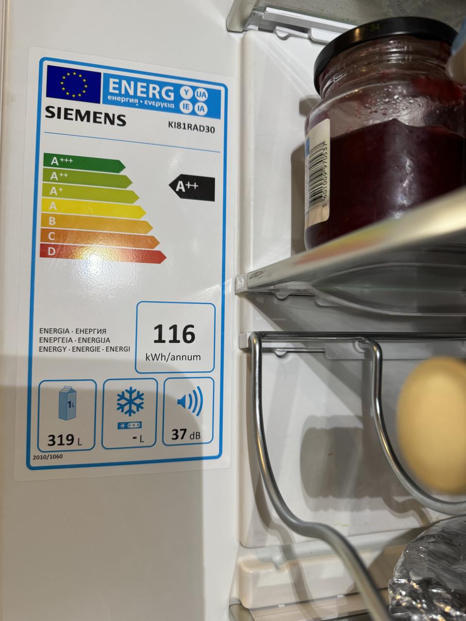 Keuken met inbouw apperatuur : wegens verhuizing