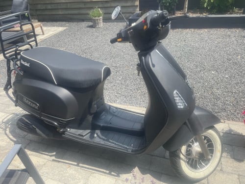 Berini Napoli Scooter.