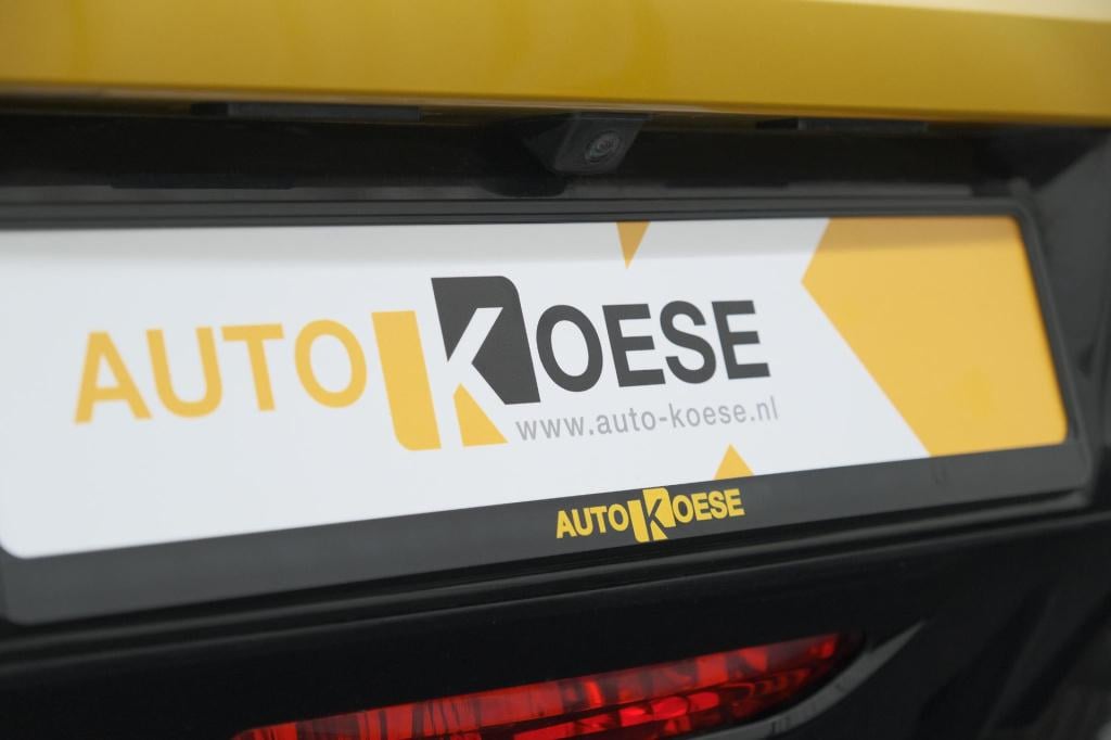 Peugeot 208 puretech 100 eat8 gt-line | camera | keyless entry | navigatie 