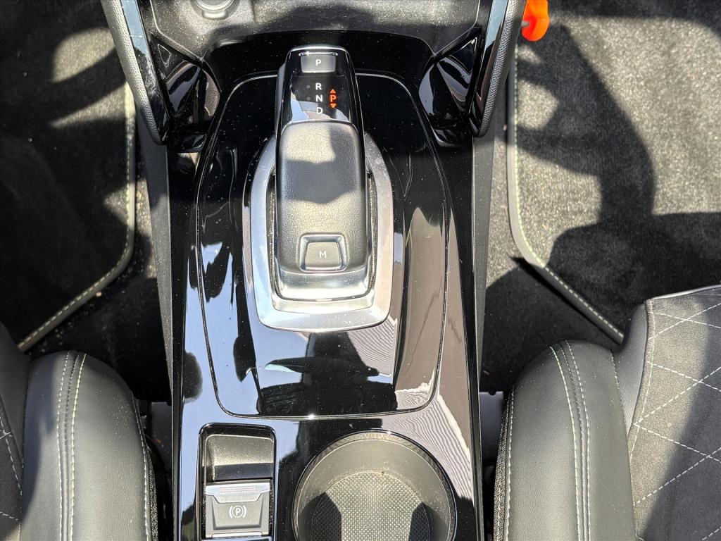 Peugeot 2008 1.2 puretech 130pk gt-line| carplay|camera|panodak|rijklaarpri