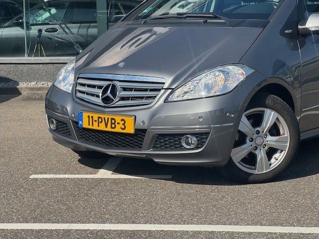 Mercedes-Benz A-Klasse 160 business class avantgarde l pts l navi l airco l
