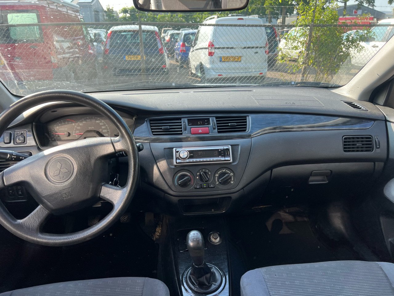 Mitsubishi Lancer Station Wagon 1.6 Comfort