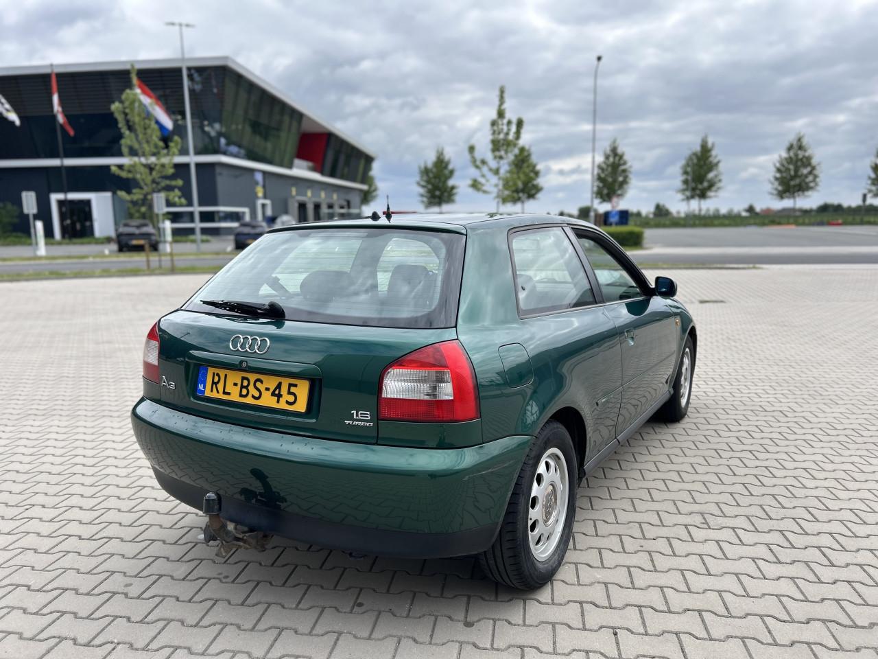 Audi A3 1.6 Ambiente/APK/TREKH/NAP