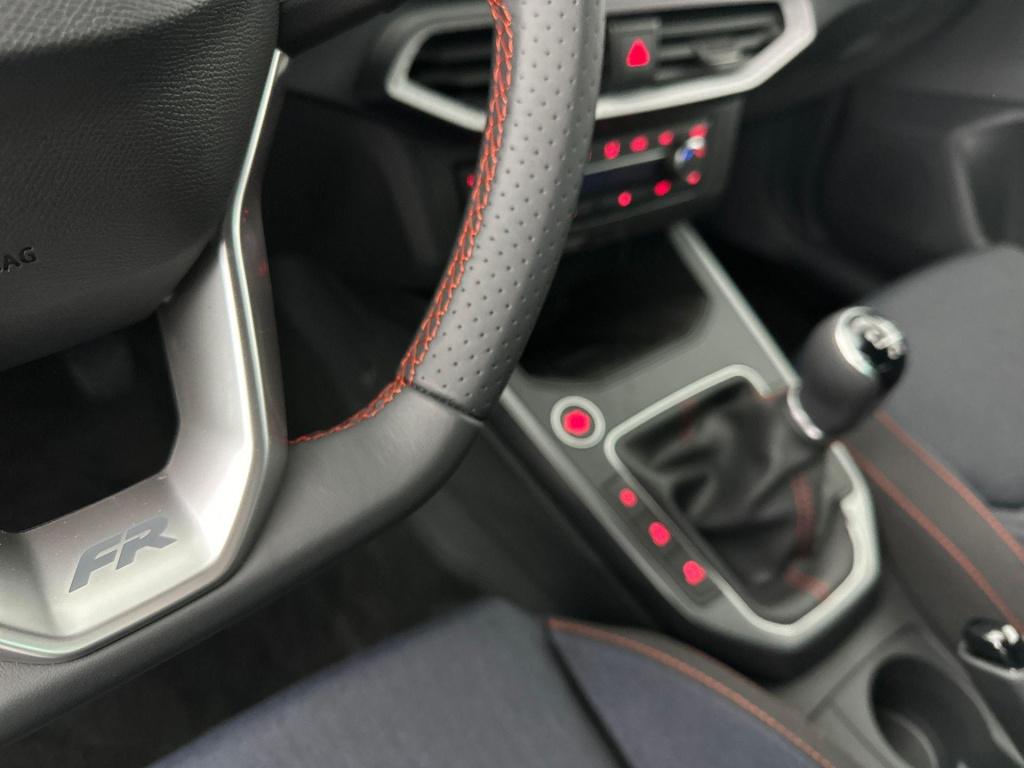 Seat Arona fr business connect 1.0 70 kw / 95 pk ecotsi suv 5
