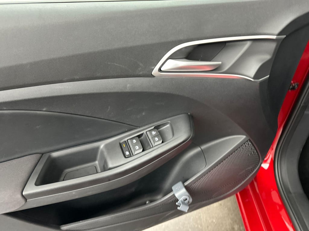 MG Mg3 hybrid+ 1.5 hybrid+ standard | 17'' velgen | camera | apple carplay 