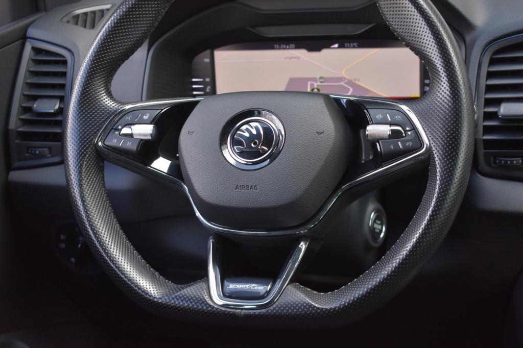 Skoda Karoq 1.5 tsi act sportline | camera | nap | stoelverwarming | apple 
