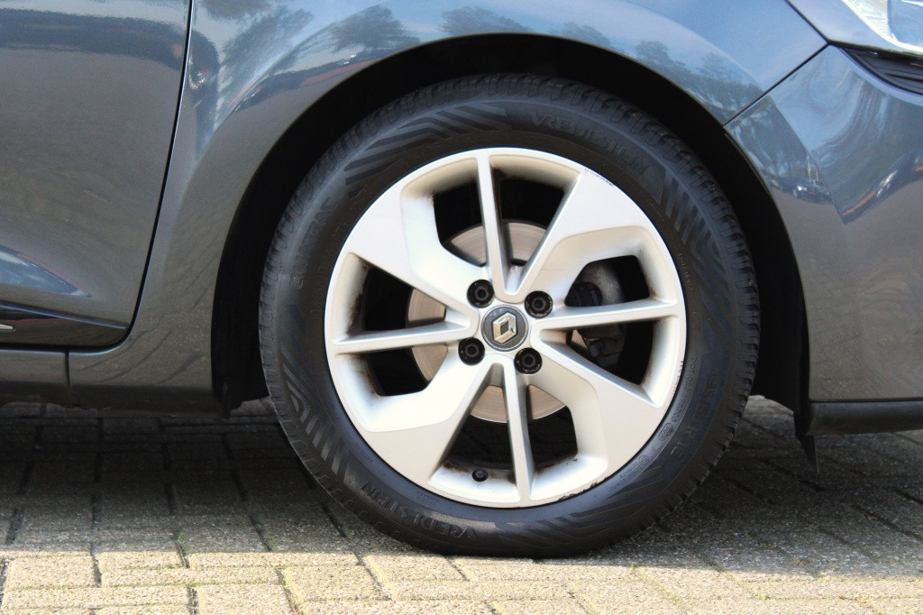 Renault Clio 0.9 tce limited