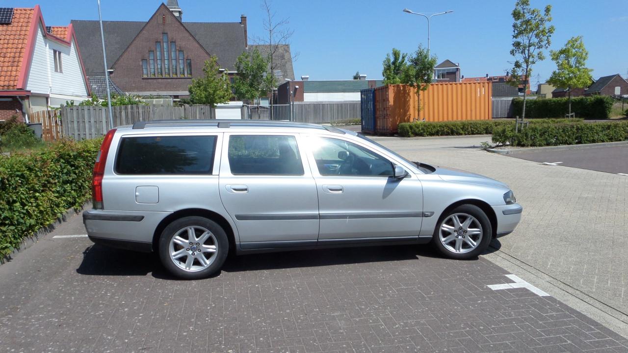 Volvo V70 stationwagen