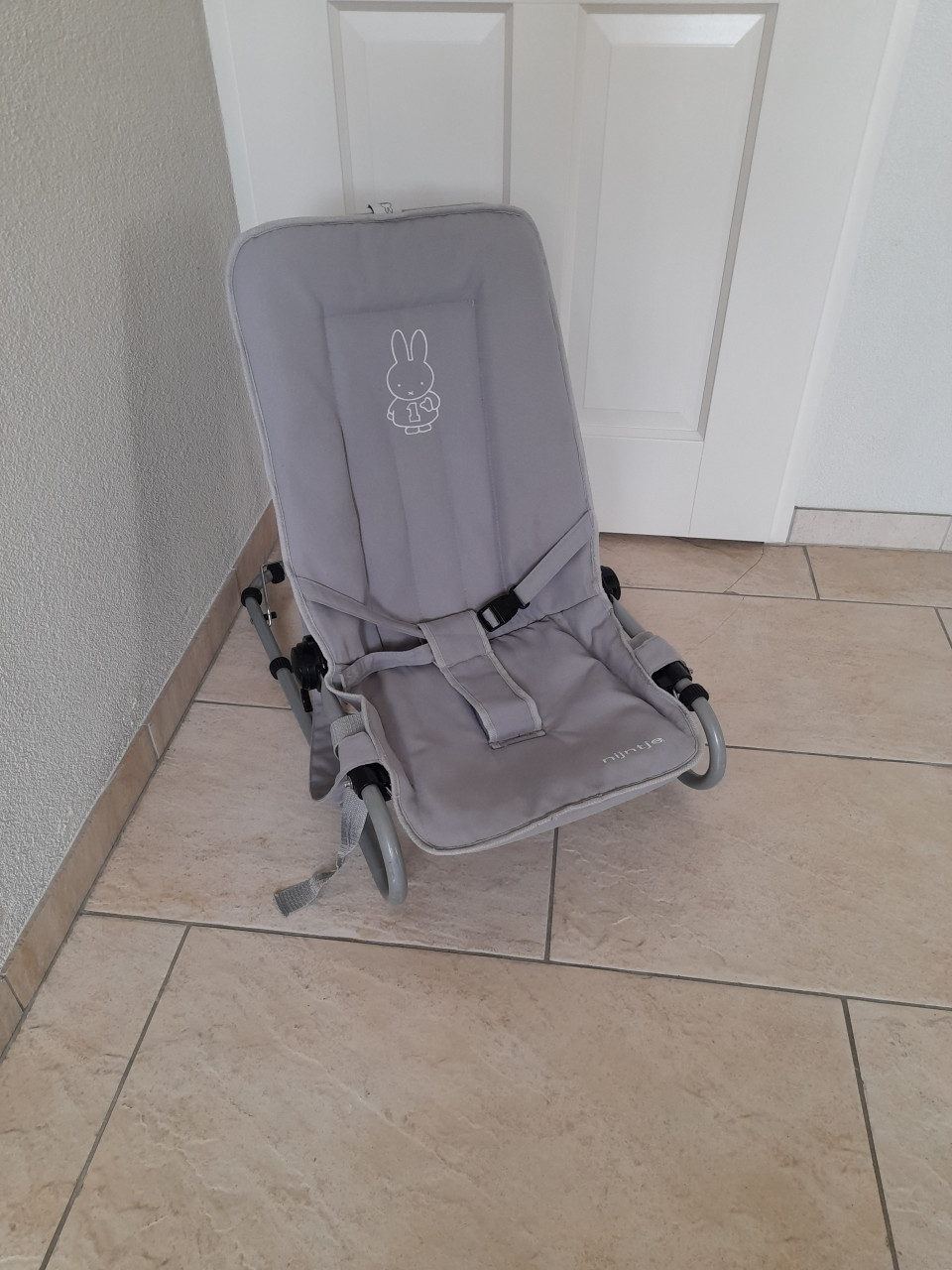 Wipstoeltje  (in goede nette staat)