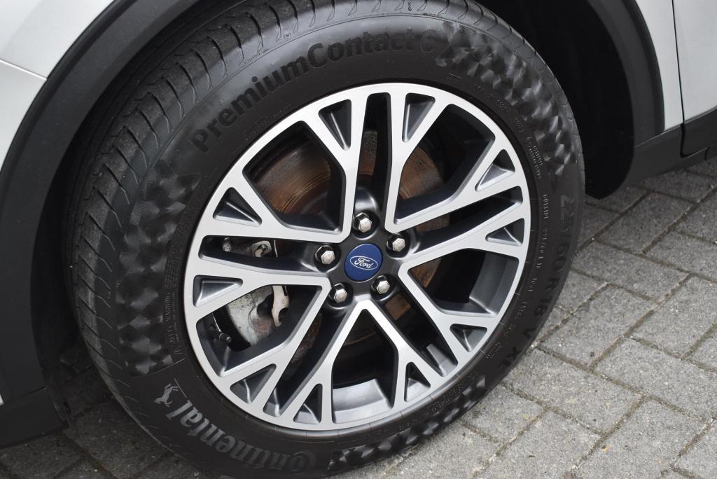Ford Kuga 2.5 phev titanium x | climate control | adaptive cruise control |