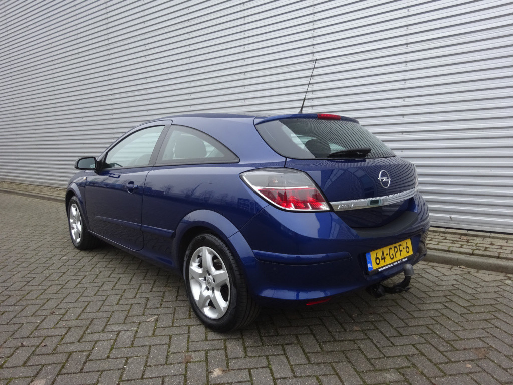 Opel Astra gtc 1.8 business airco / elektr. ramen / cruise control / nap
