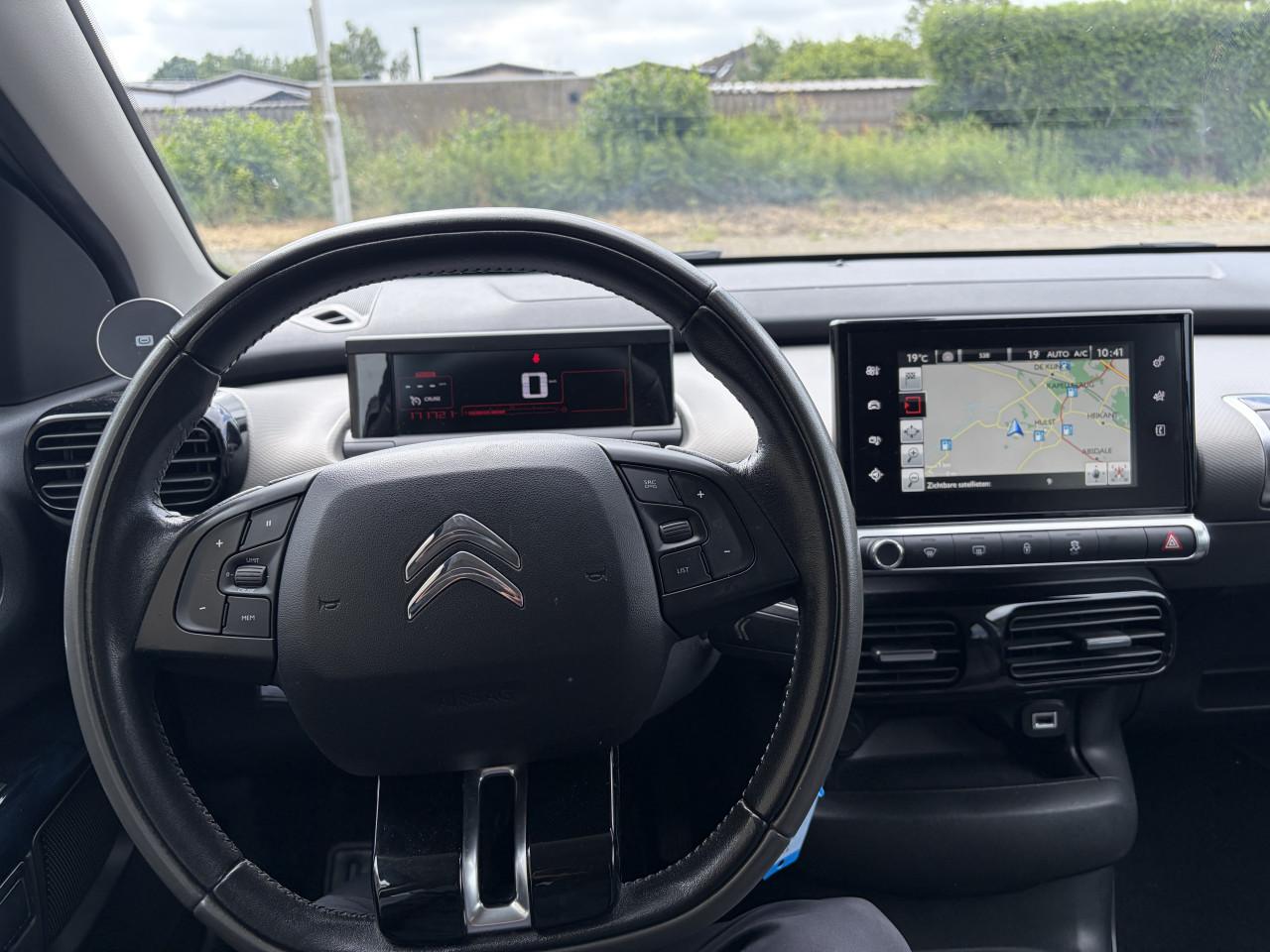 Citroen C4 Cactus 1.2 PureTech Shine Airco Navigatie Camera PDC CCT