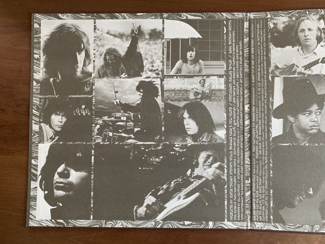 Te Koop: L van Crosby Stills Nash and Young