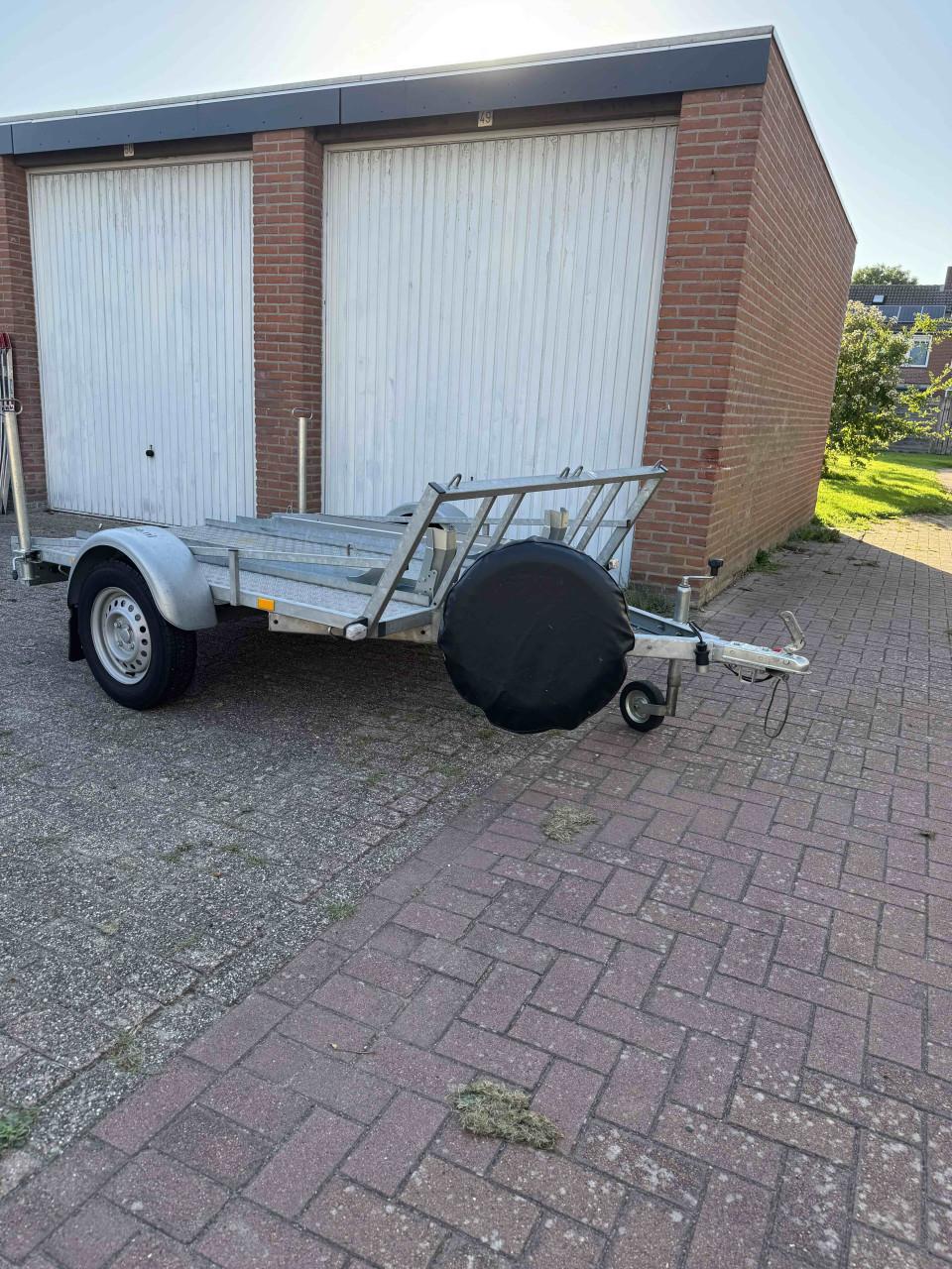 Motor aanhangwagen