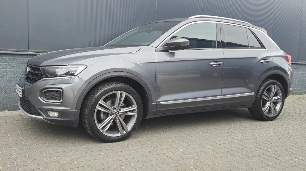 Volkswagen T-roc 1.5 tsi sport*acc*clima*navi*camera*blind spot*virtual*18 