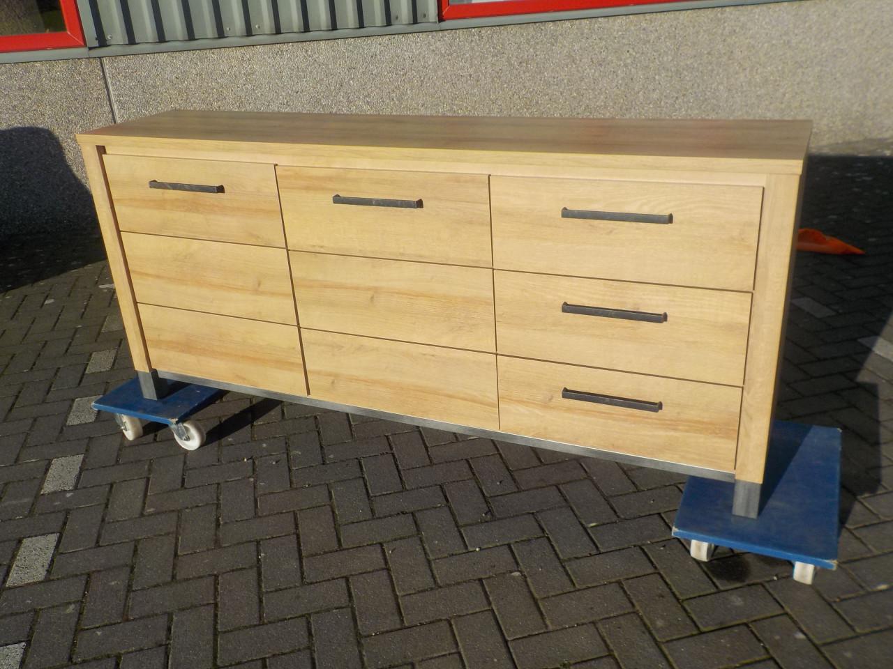 Mooie kwaliteit dressoir in zeer goede staat