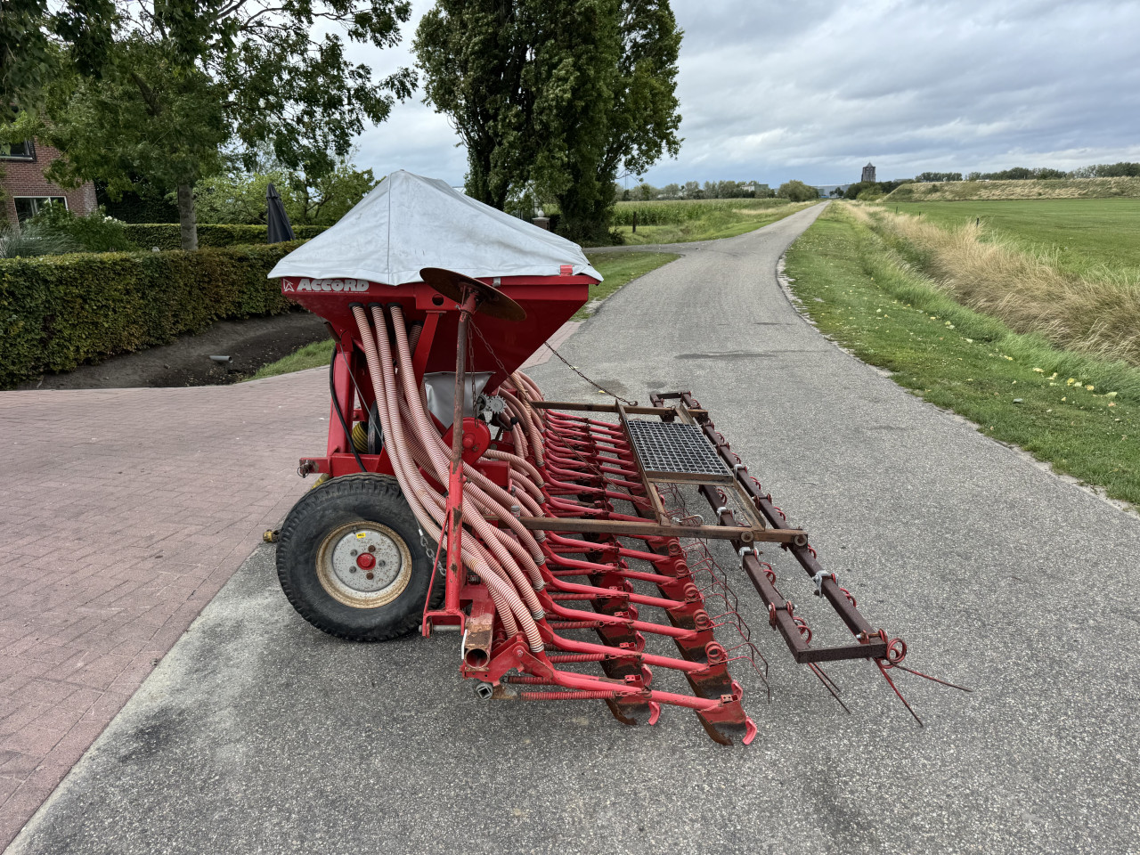 Accord Pneumatic zaaimachine
