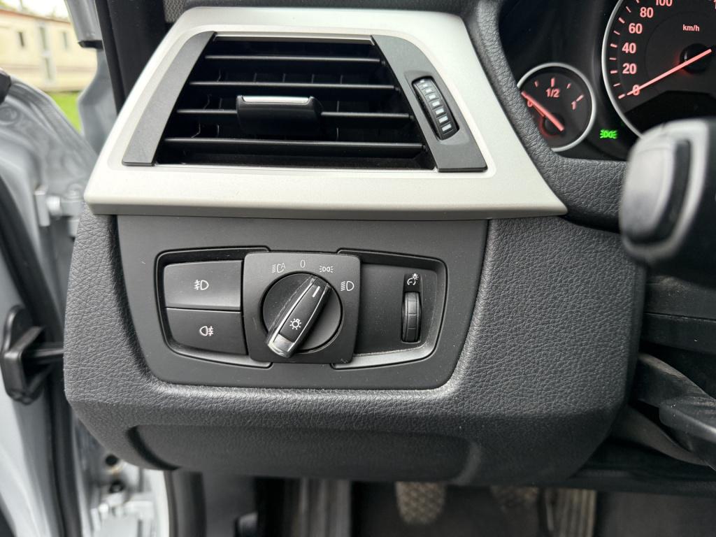 BMW 3-serie 320i 184pk executive sportline sedan