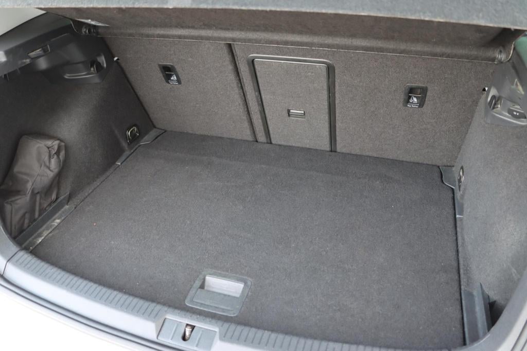 Volkswagen Golf 1.0 tsi comfortline executive 116pk