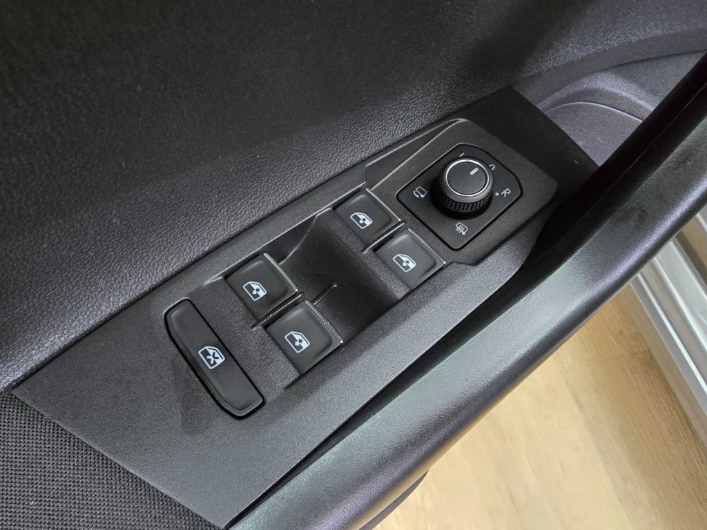 Volkswagen Polo occasion automaat 1.0 tsi highline business r uitvoering | 