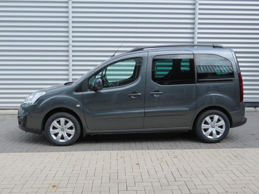Citroen Berlingo multispace feel 110 nav/cam/trekhaak