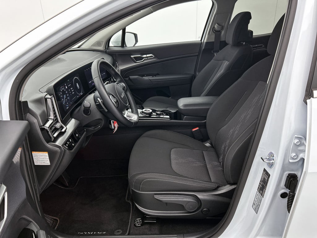 Kia Sportage 1.6 t-gdi plug-in hybrid awd dynamicline | sidebars | lichtmet