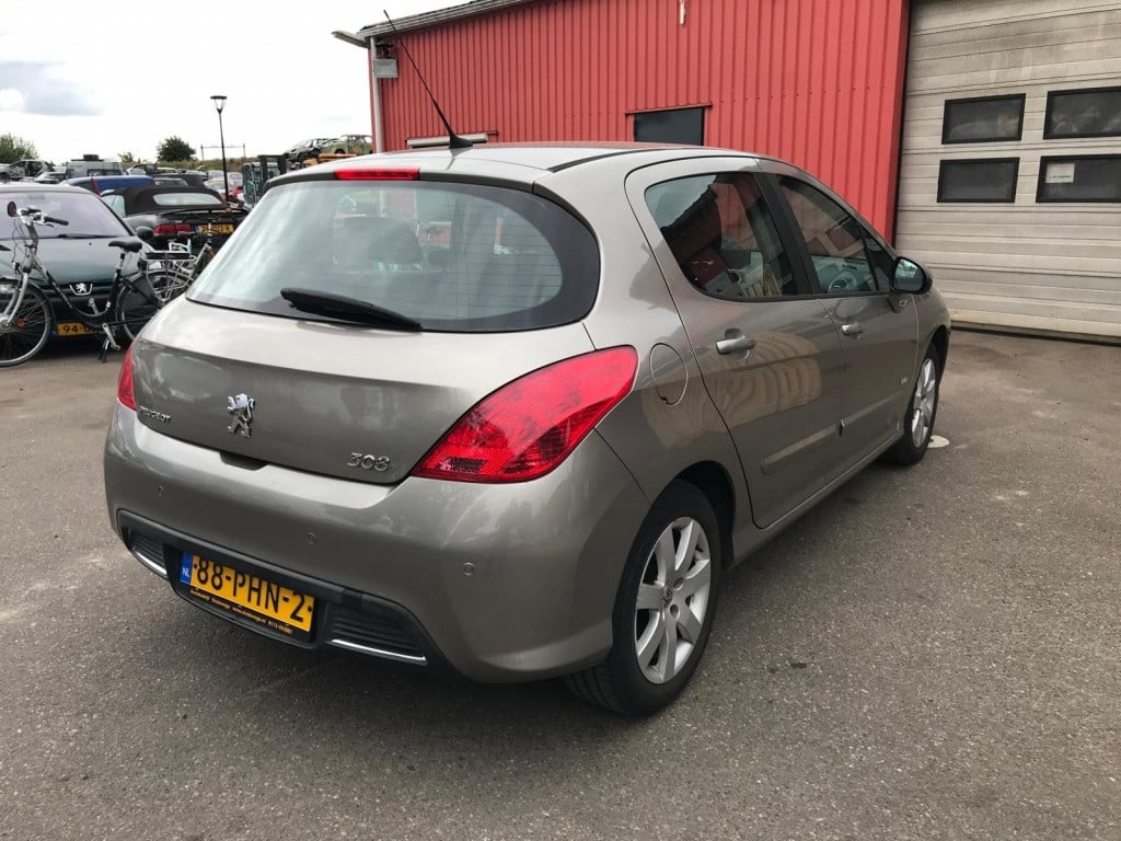 Peugeot 308 1.6 vti mill. 200