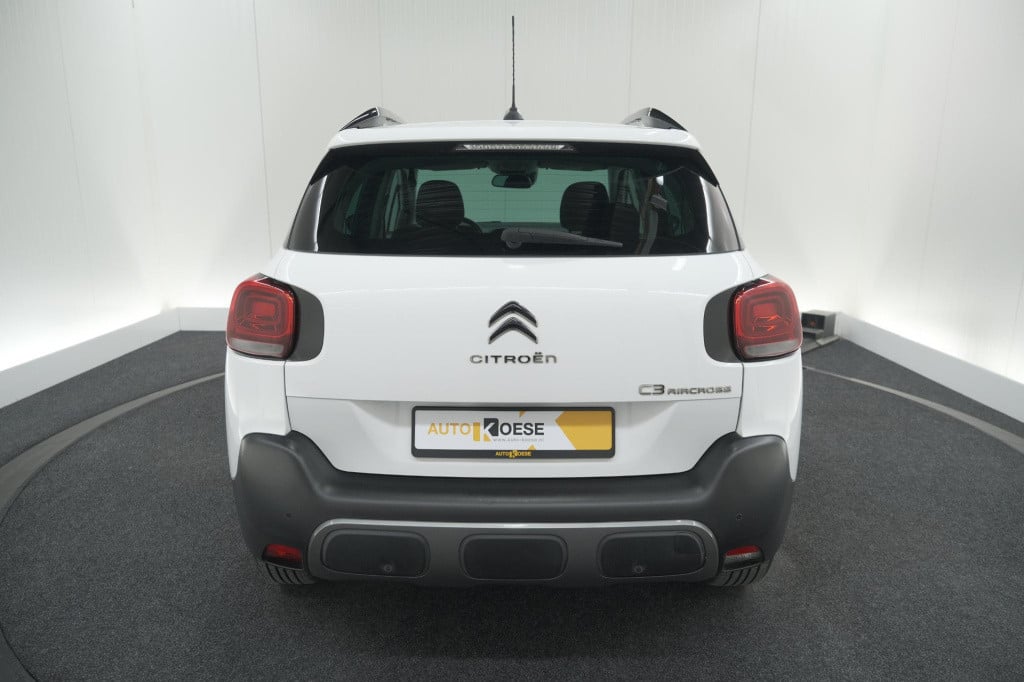 Citroen C3 Aircross puretech 110 feel | navigatie | parkeersensoren | clima