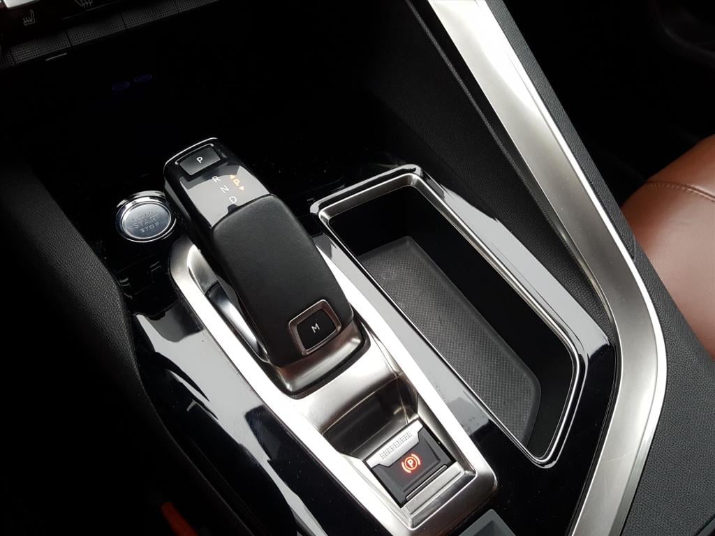 Peugeot 5008 1.6 180pk gt-line automaat |applecarplay & androidauto|camera 