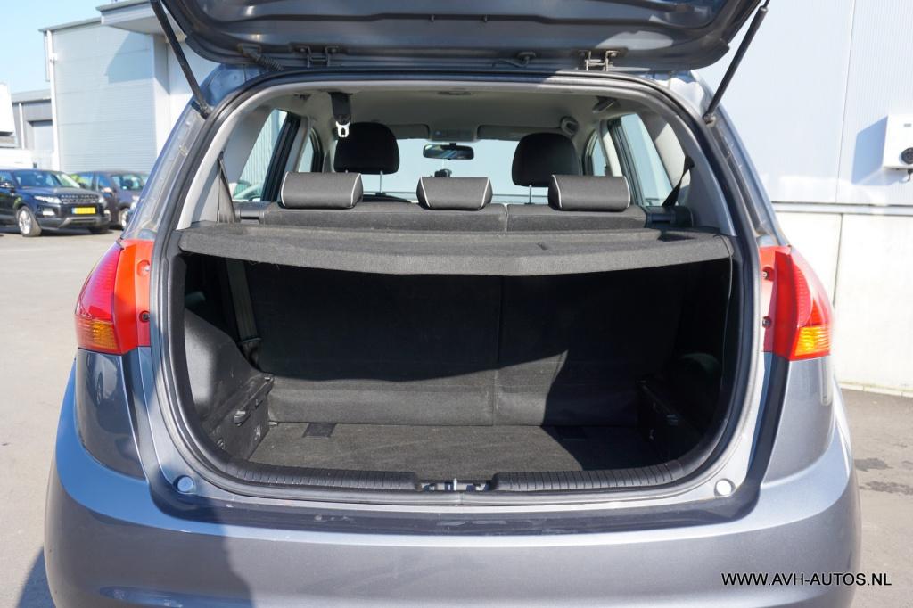 Kia Venga 1.4 cvvt seven